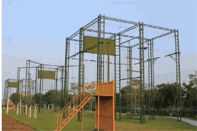 拓展训练基地 激发潜能，熔炼团队